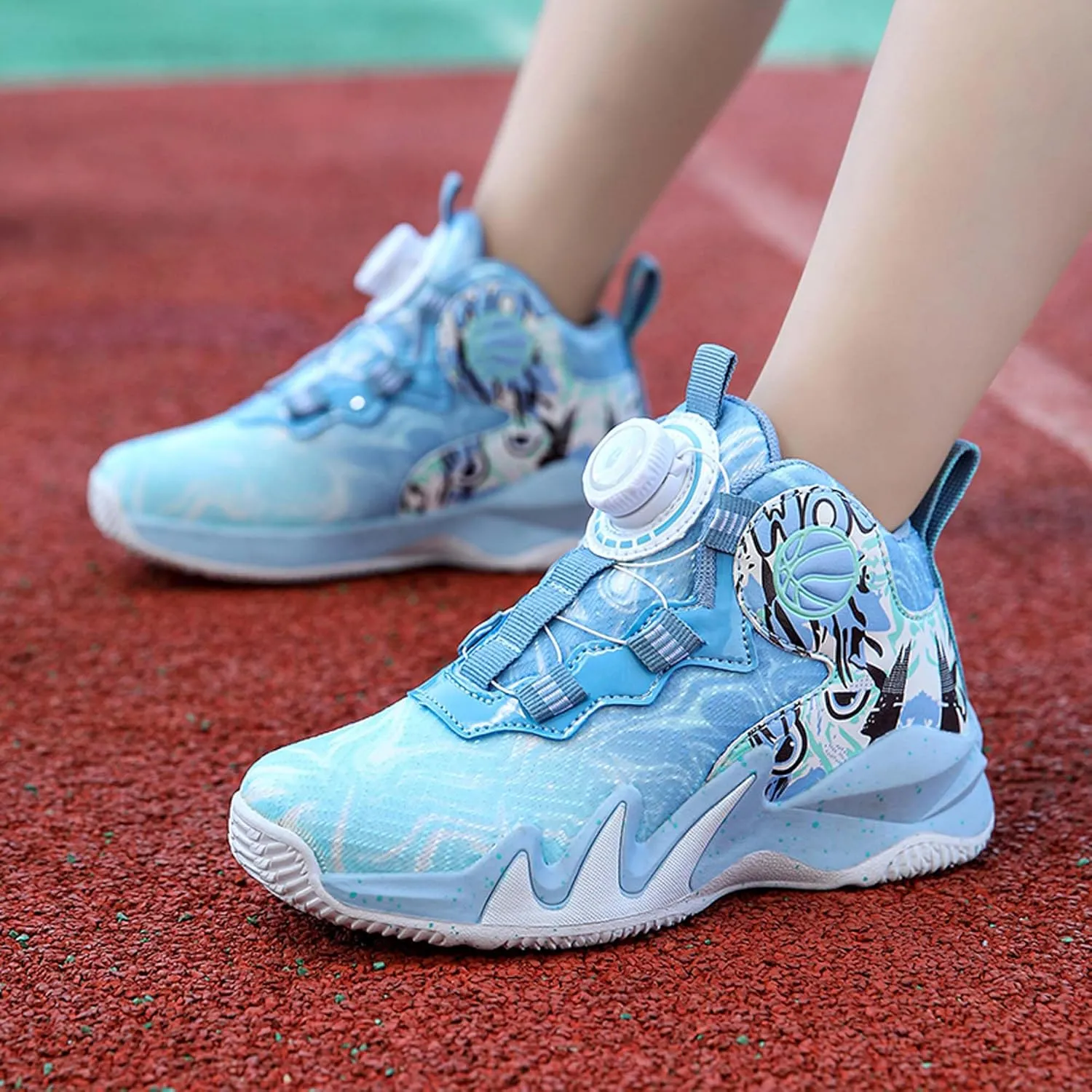 Boys Non Slip Shock Absorbing Basketball Shoes Kids Sneakers Low Top Ultra Light Breathable Casual Walking Shoes Arch Support Running Shoes Black