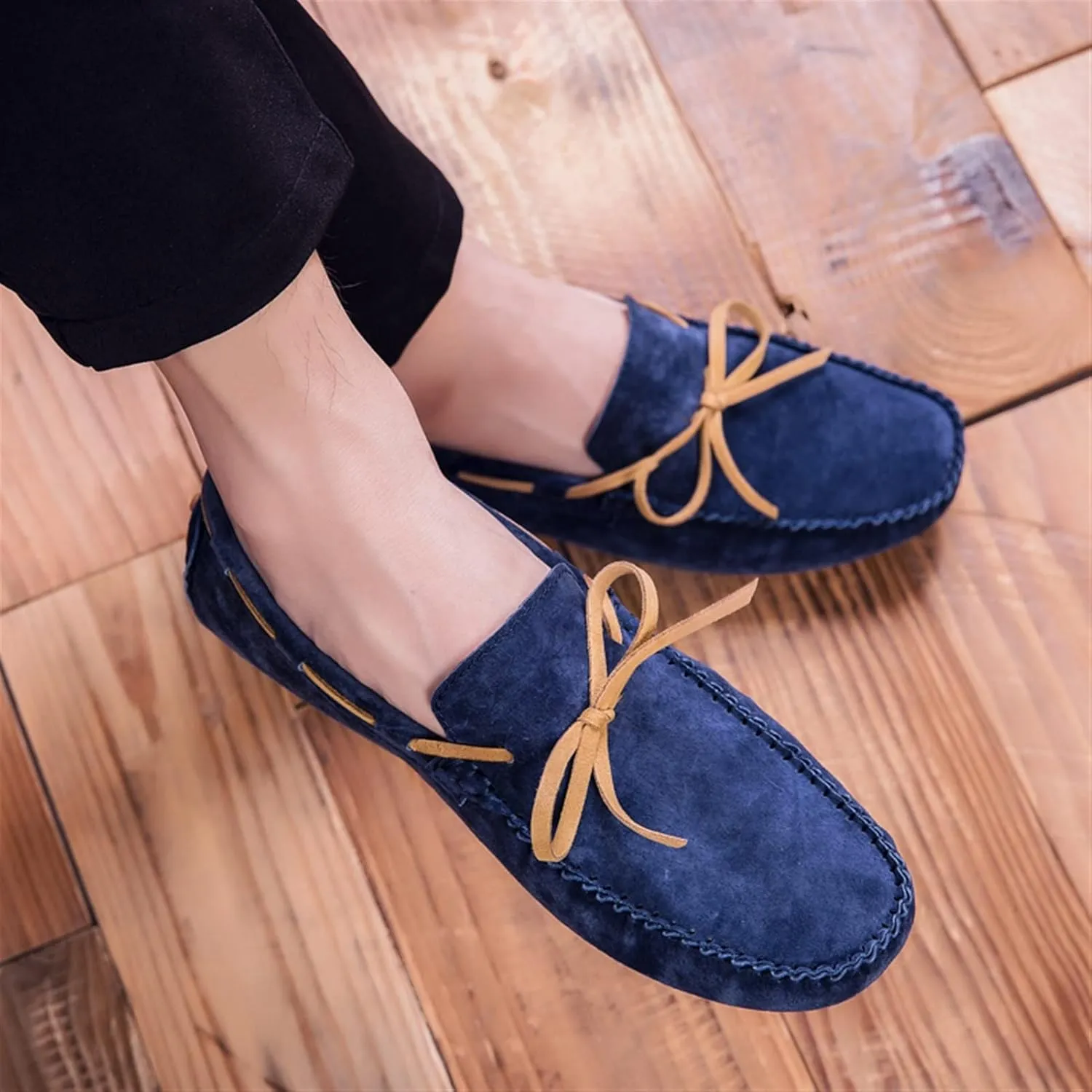 Driving Moccasins for Men Round Toe PU Leather Moccasins Boat Shoes Resistant Flat Heel Anti-Slip Outdoor Slip On for Any Attire
