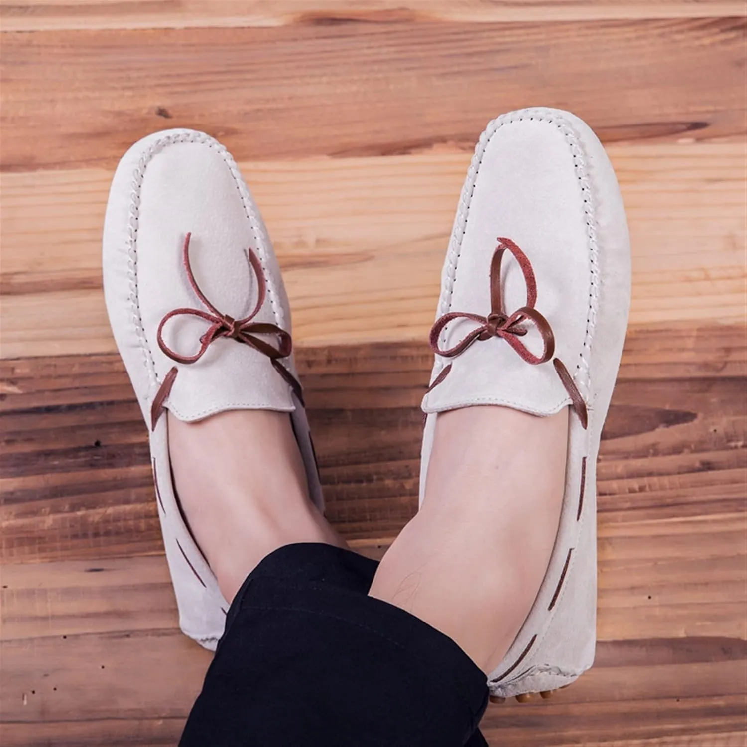 Driving Moccasins for Men Round Toe PU Leather Moccasins Boat Shoes Resistant Flat Heel Anti-Slip Outdoor Slip On for Any Attire