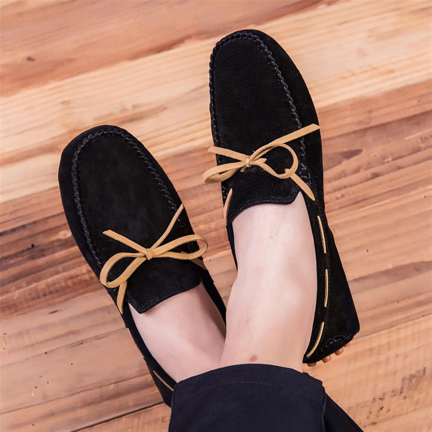 Driving Moccasins for Men Round Toe PU Leather Moccasins Boat Shoes Resistant Flat Heel Anti-Slip Outdoor Slip On for Any Attire