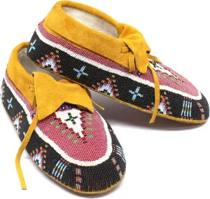 Handmade Beaded Moccasin, Inspired by Native American Style Handicraft Beaded Women Leather Moccasin, Driving Mocs - Comfortable and Stylish Shoes.