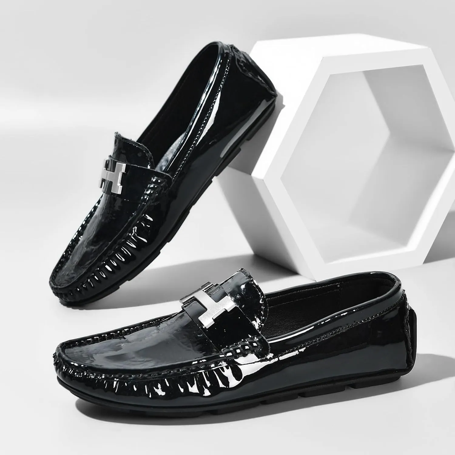 Mens Genuine Leather Casual Shoes with Metal Horsebit Detail Non Slip Comfortable Shoes for Business Dinners