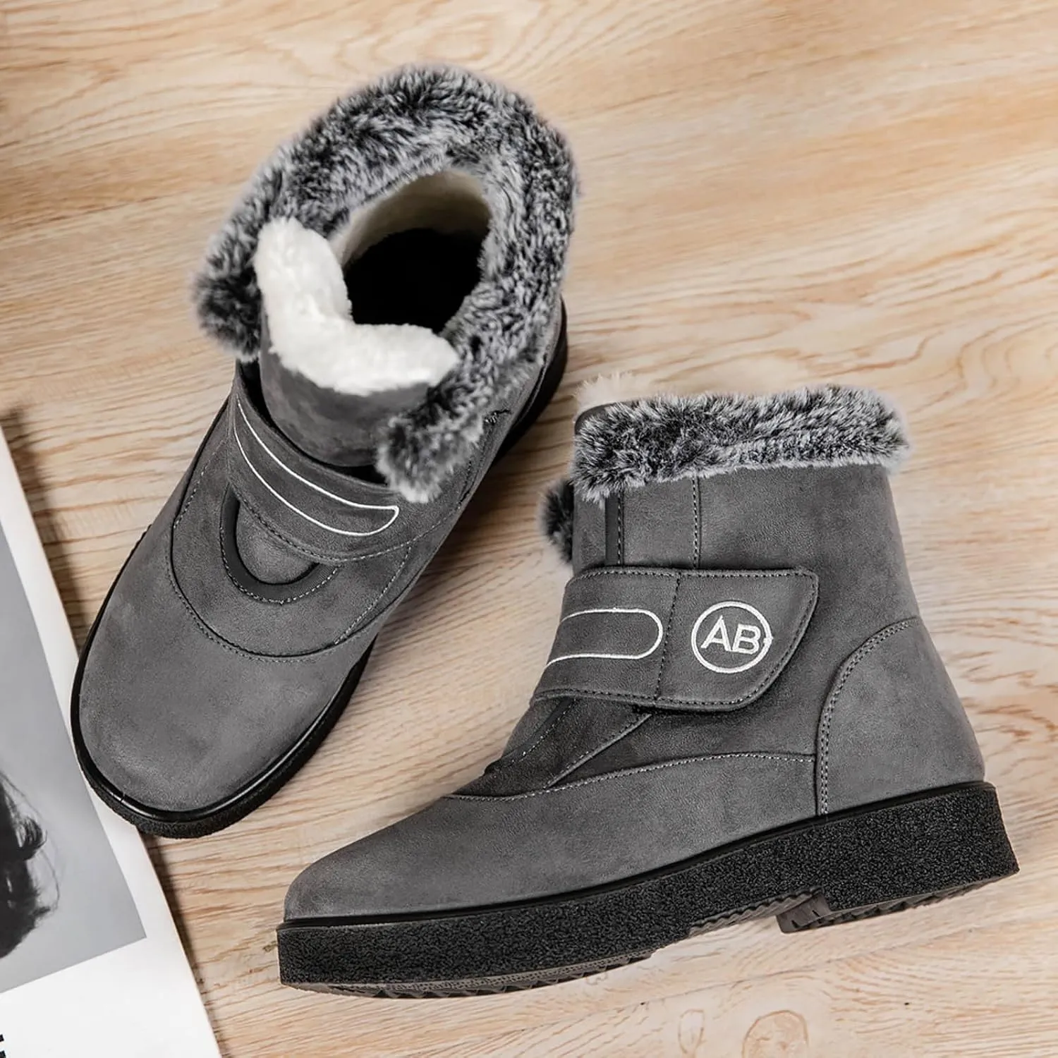 Snow Boots for Women Warm Fur Lined Ankle Boots Winter Comfy Flat Heel Booties Outdoor Waterproof Short Shoes