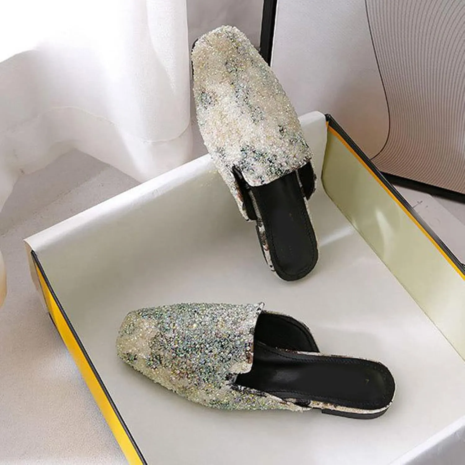 Women Bling Rhinestone Flat Mules Backless Loafers Casual Fashion Closed Toe Slip On Slipper Shoes