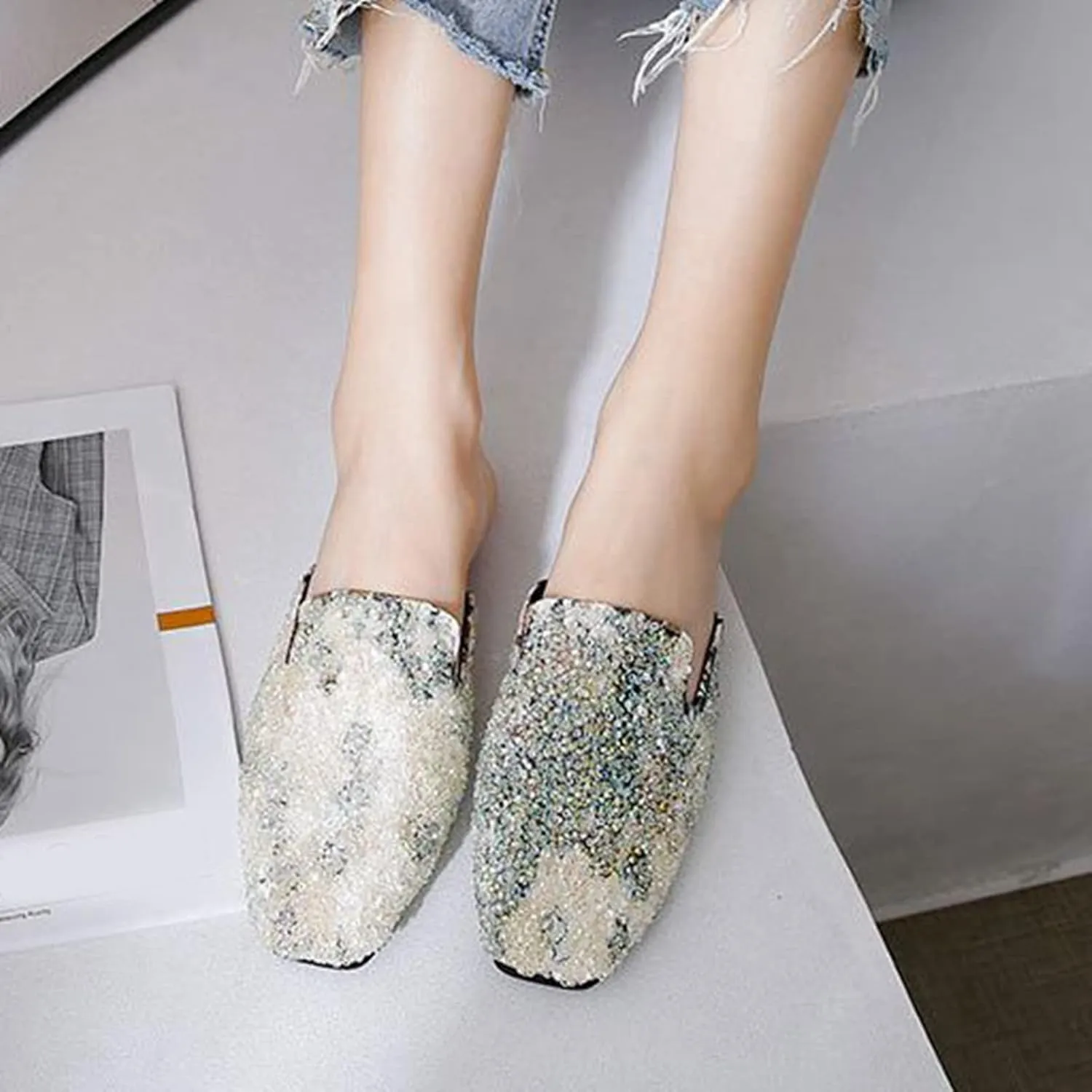 Women Bling Rhinestone Flat Mules Backless Loafers Casual Fashion Closed Toe Slip On Slipper Shoes